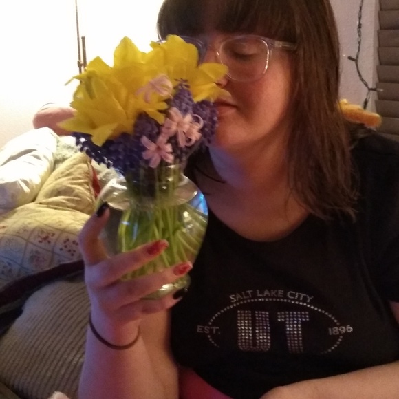 Meet your Posher, Lisa - Picture 3 of 4